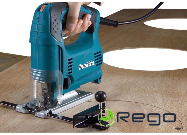 4329K-2.jpg Makita 4329K figūrzāģis 450W, 65mm, 500-3100min-1