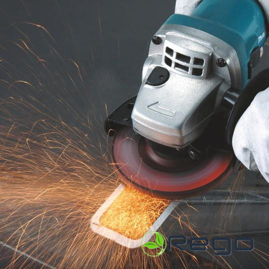 9558HNR-1.jpg Makita GA5030R leņķa slīpmašīna 720W, 125mm