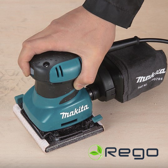 BO4555K-1.jpg Makita BO4555K nobeiguma slīpmašīna 200W, 112x102mm