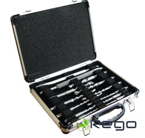 D-20111.jpg Makita Urbju un kaltu komplekts SDS Plus (D-20111)
