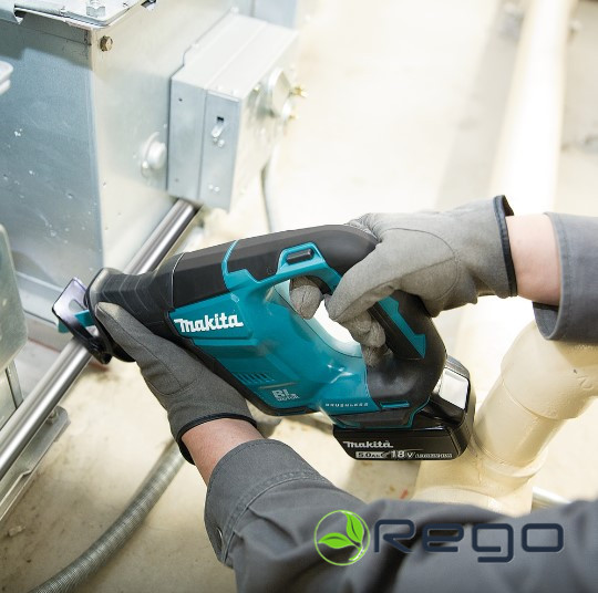 DJR188Z-1.jpg Makita DJR188Z zobenzāģis 18V, tikai korpuss