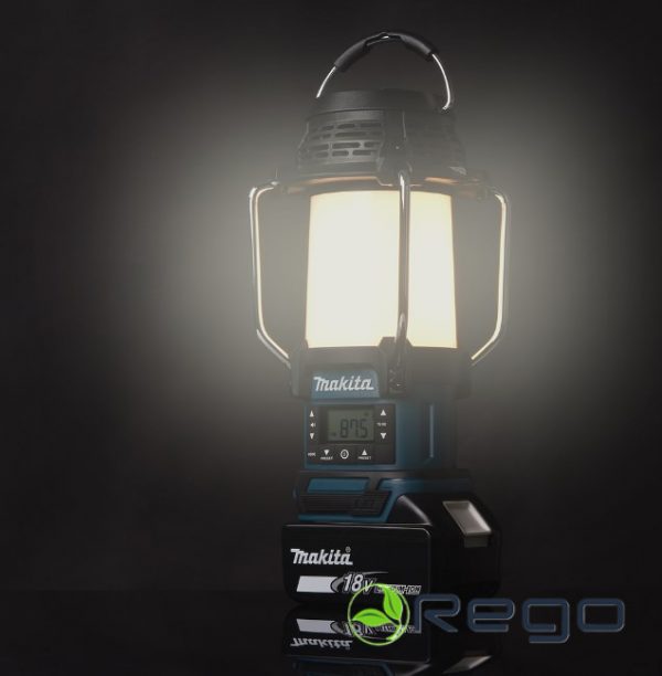 DMR055-2.jpg Makita DMR055 Laterna / Radio LXT 18v