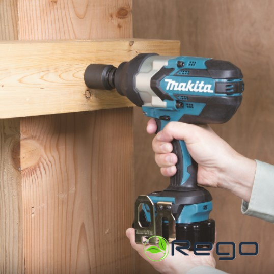 DTW1002Z-4.jpg Makita DTW1002Z uzgriežņatslēga akum. 18V, 1000Nm,LED