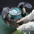 Makita Elektriskā divripu slīpmašīna 250W, 150mmx16x12,7mm GB602W