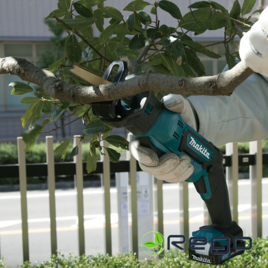 JR105DZ-2.jpg Makita JR105DZ zobenzāģis CXT, 12V, tikai korpuss
