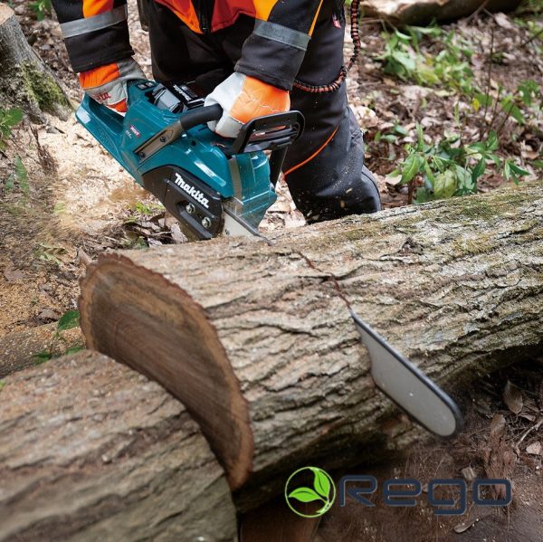 UC030GZ01-2.jpg Makita UC030GZ01 Akumulatora ķēdes zāģis XGT 40V 40cm BL